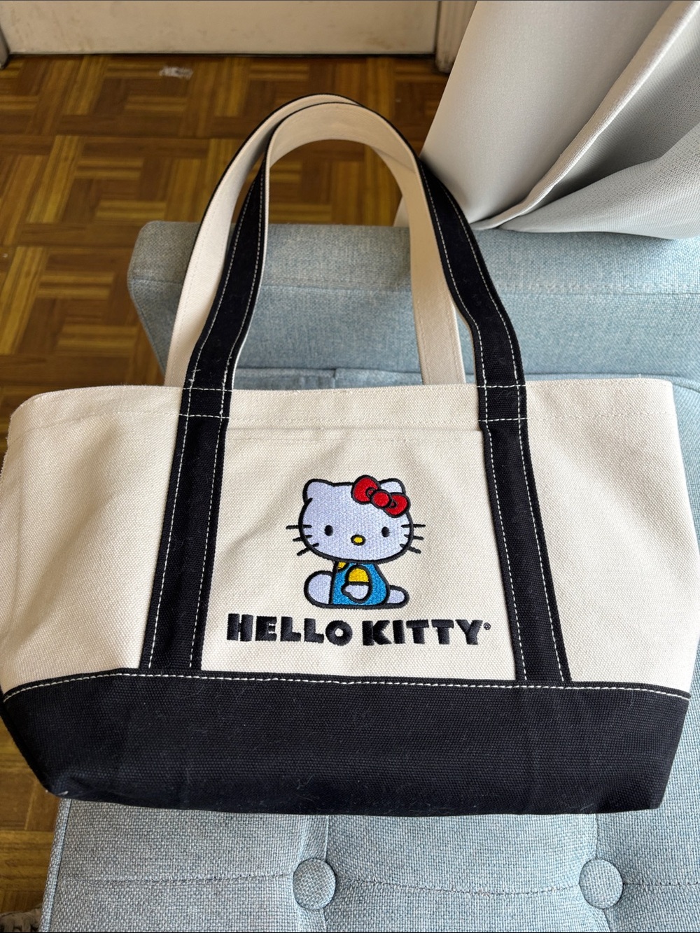 Baggu Sanrio Hello Kitty tote bag